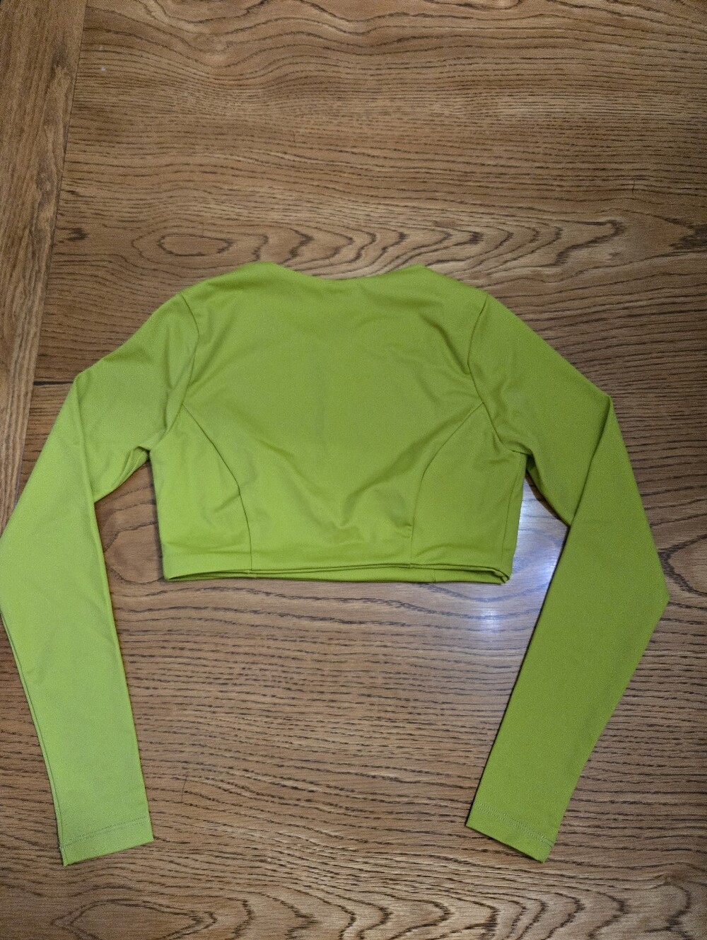 Dos Gardenias Long Sleeve Cropped Top in Lime Green - Picture 2 of 6